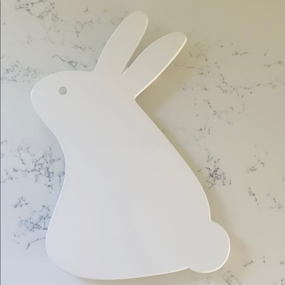 Crate&barrel White Bunny Trivet - Picture 7 of 15